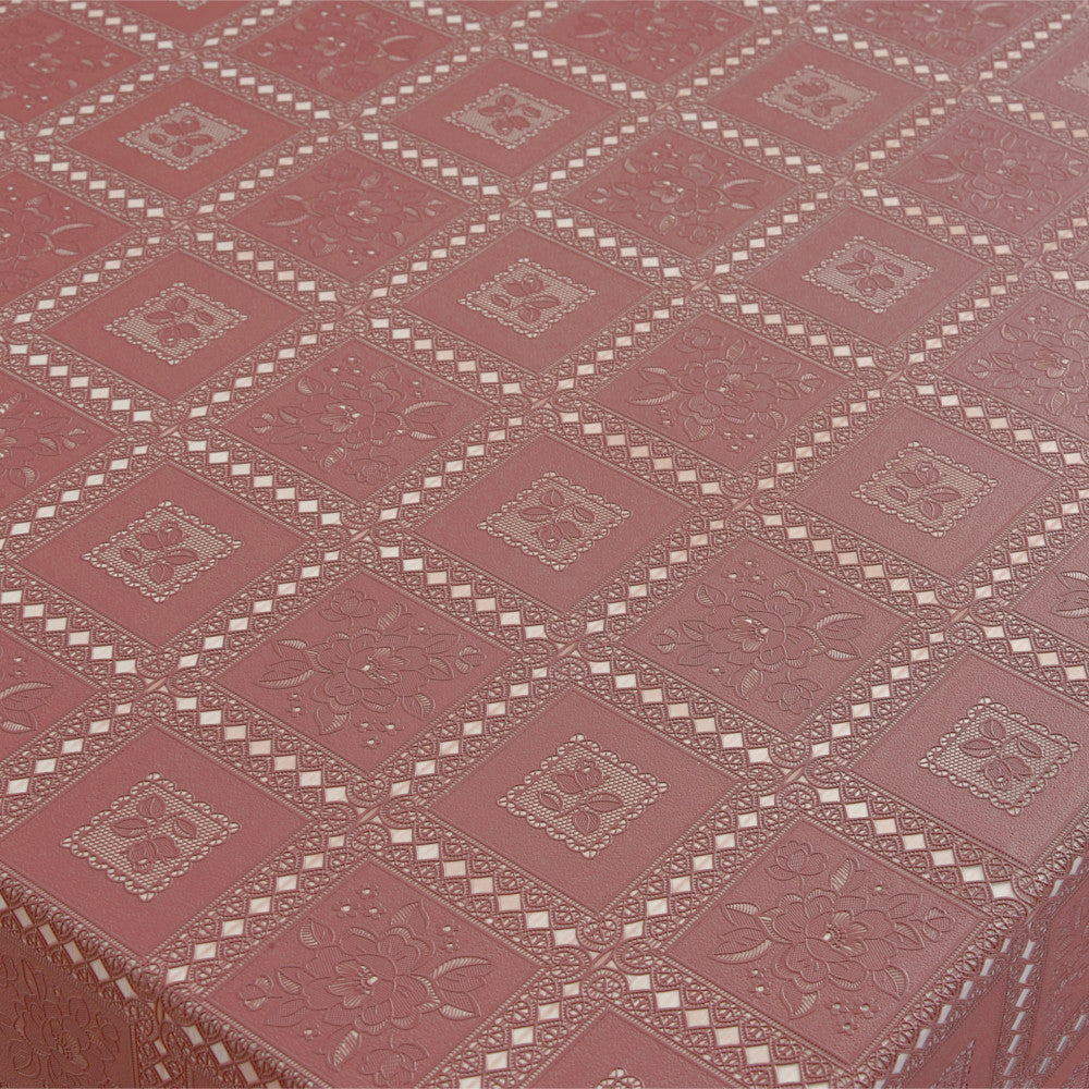 Spetsvaxduk Fanny - Mörk gammalrosa duk i spets med blommor i rutor
