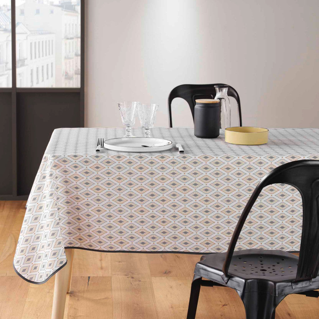 Orisia 150 x 240 cm, rektangulär duk med fläckskydd