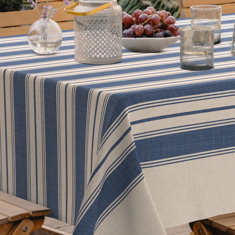 Bretonia, extra kraftig vaxduk med blå ränder, hörn