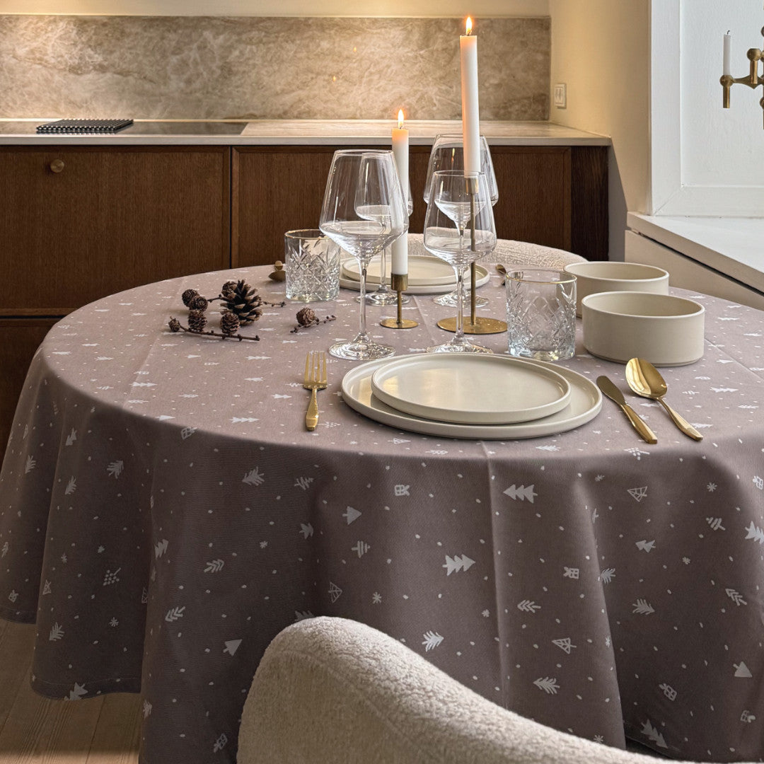 Christmas Carol Natur - Rund damastvävd julduk Ø 200 cm