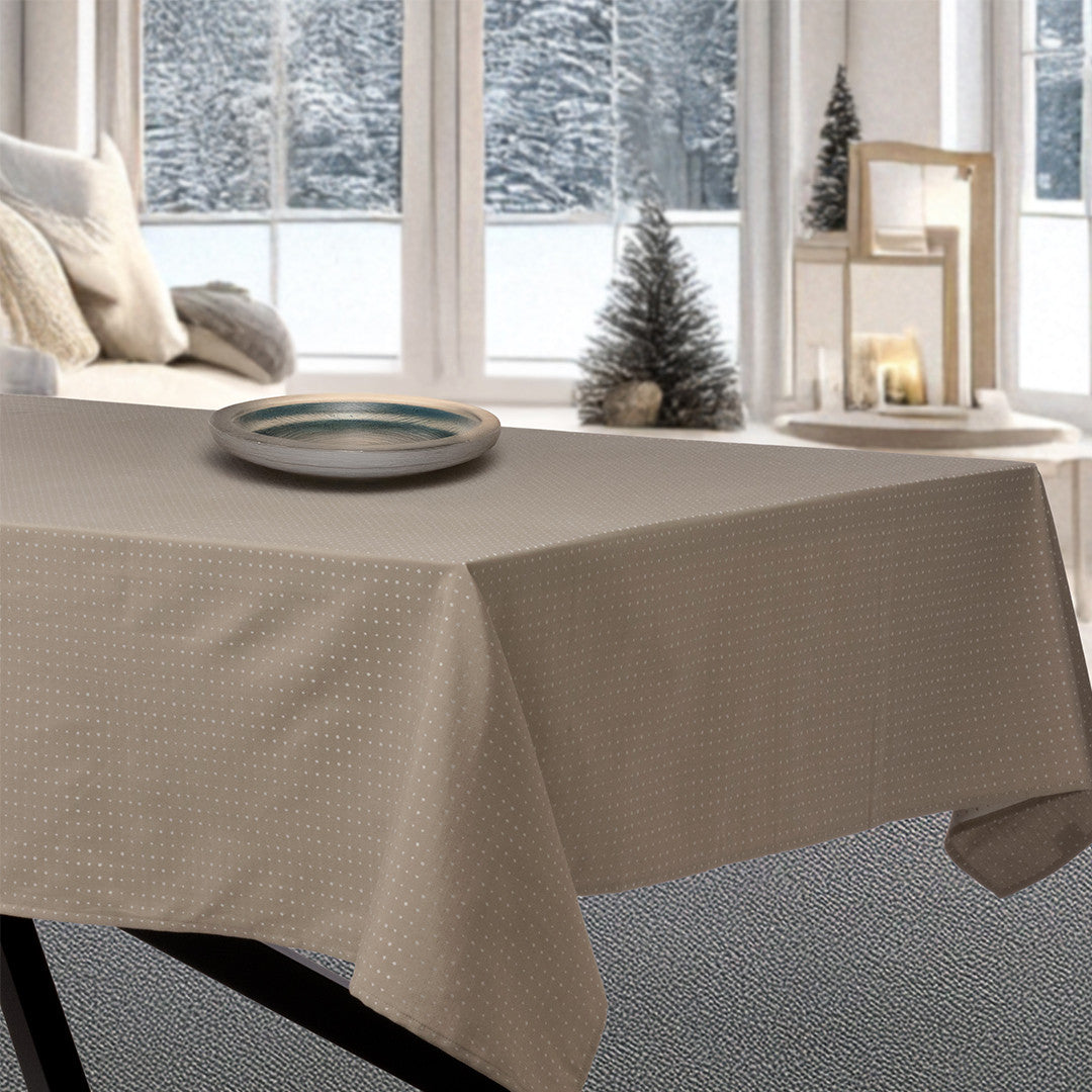 Dotea Beige – Damastduk med prickar, 140 x 370 cm jul