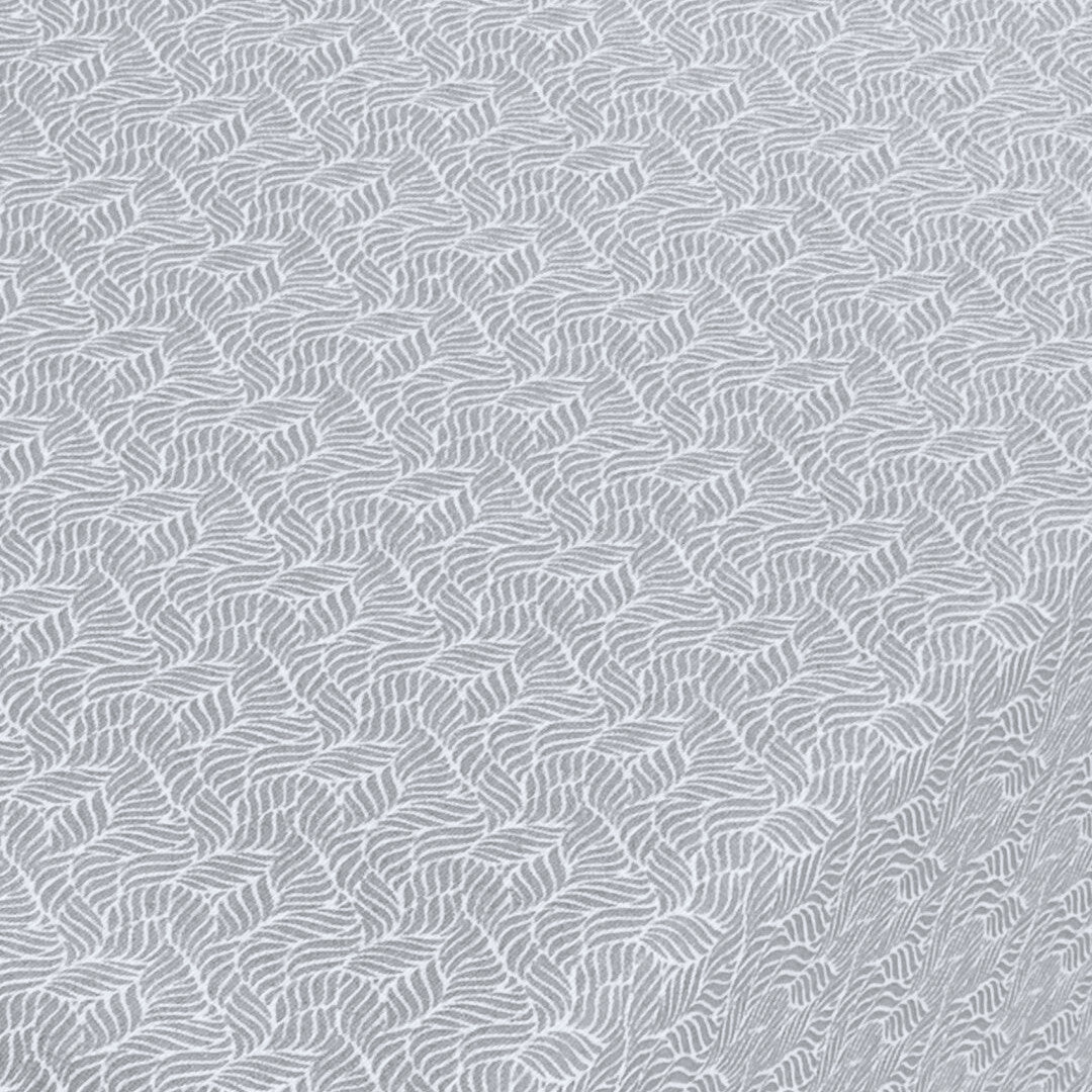Estes Bølgeblad Ljusgrå - textilvaxduk med glidskydd, mönster