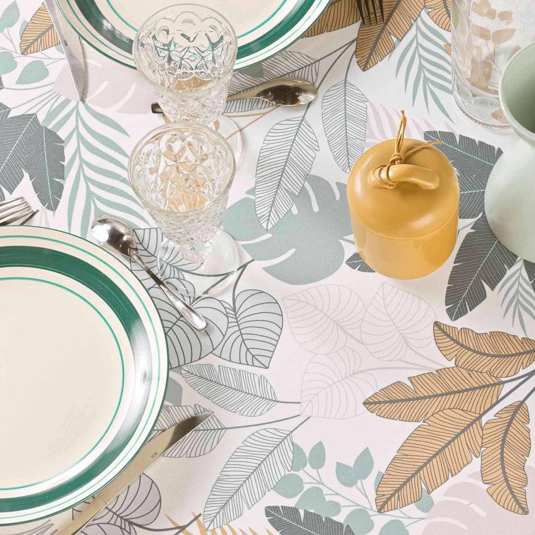 Fidji Ø 180 cm, rund duk med botaniskt mönster i dämpade toner, närbild