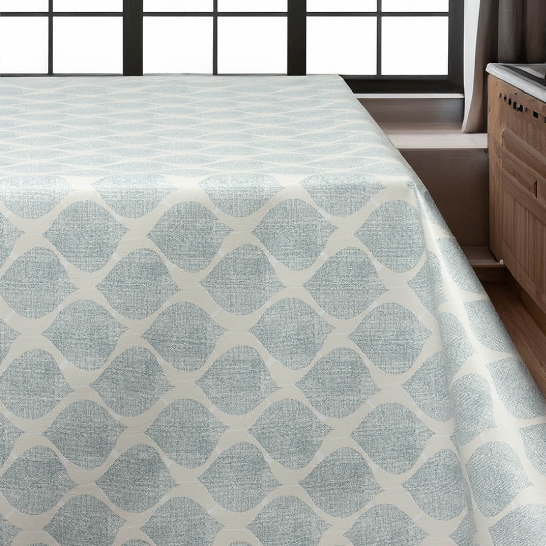 Leafy Soft Blue - Vaxduk med mjukt grafiskt uttryck