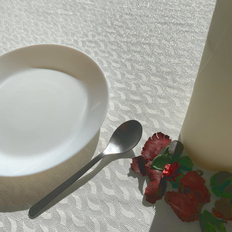 Munch Plata Silverblad - Elegant textilduk med lurex i silver, 160 cm bred