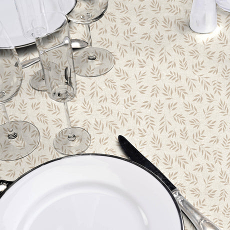 Naya Naturel – Slät vaxduk med linnelook och diskret bladmönster, detalj