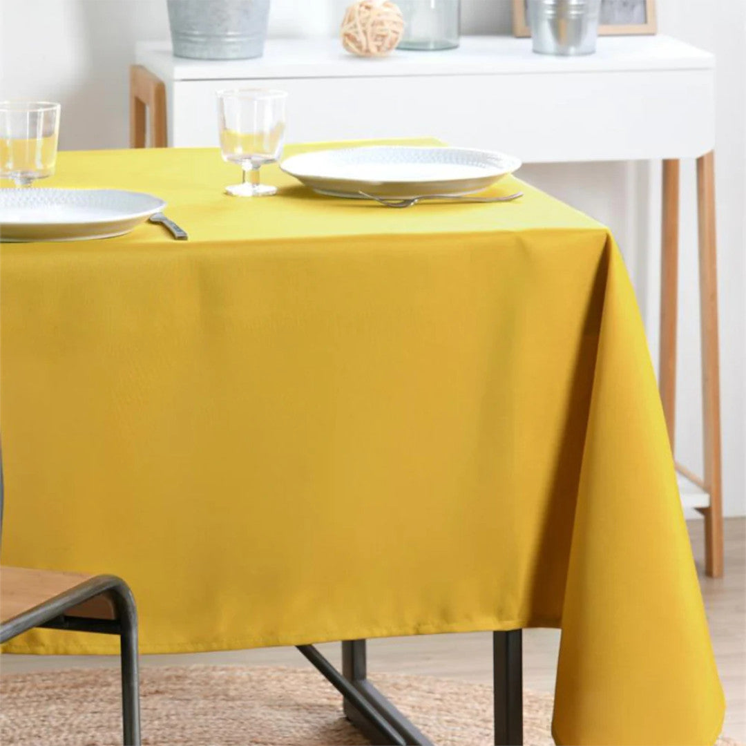 Nelson, kvadratisk duk med fläckskydd 180 x 180 cm - Gul