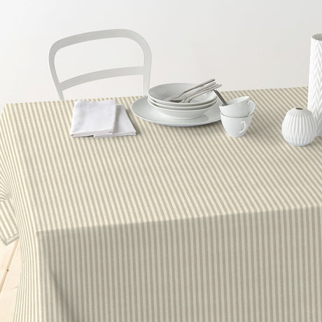 Nordfavn Ibiza Ljus Sand – Textilvaxduk med tvärrandigt mönster i linnelook, bord