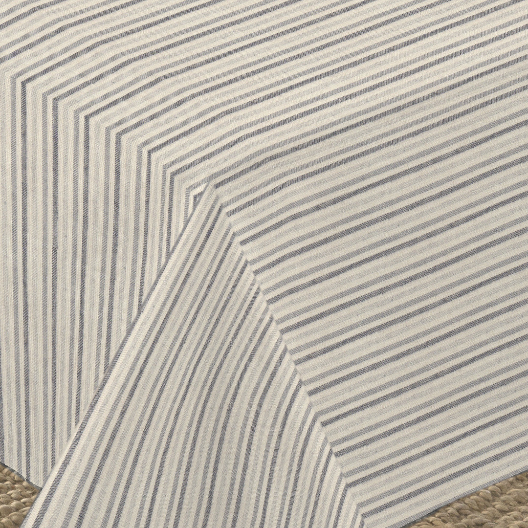 Nordfavn Pitiusa Skiffergrå – Textilvaxduk med små tvärränder, hörn