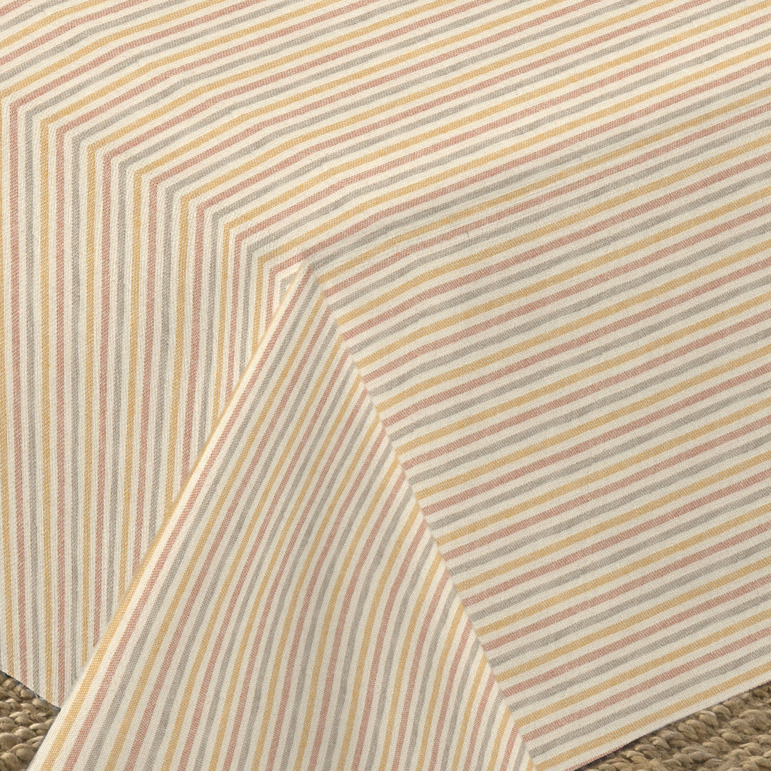 Nordfavn Pitiusa Solgul och Terrakotta – Textilvaxduk med små tvärränder, hörn