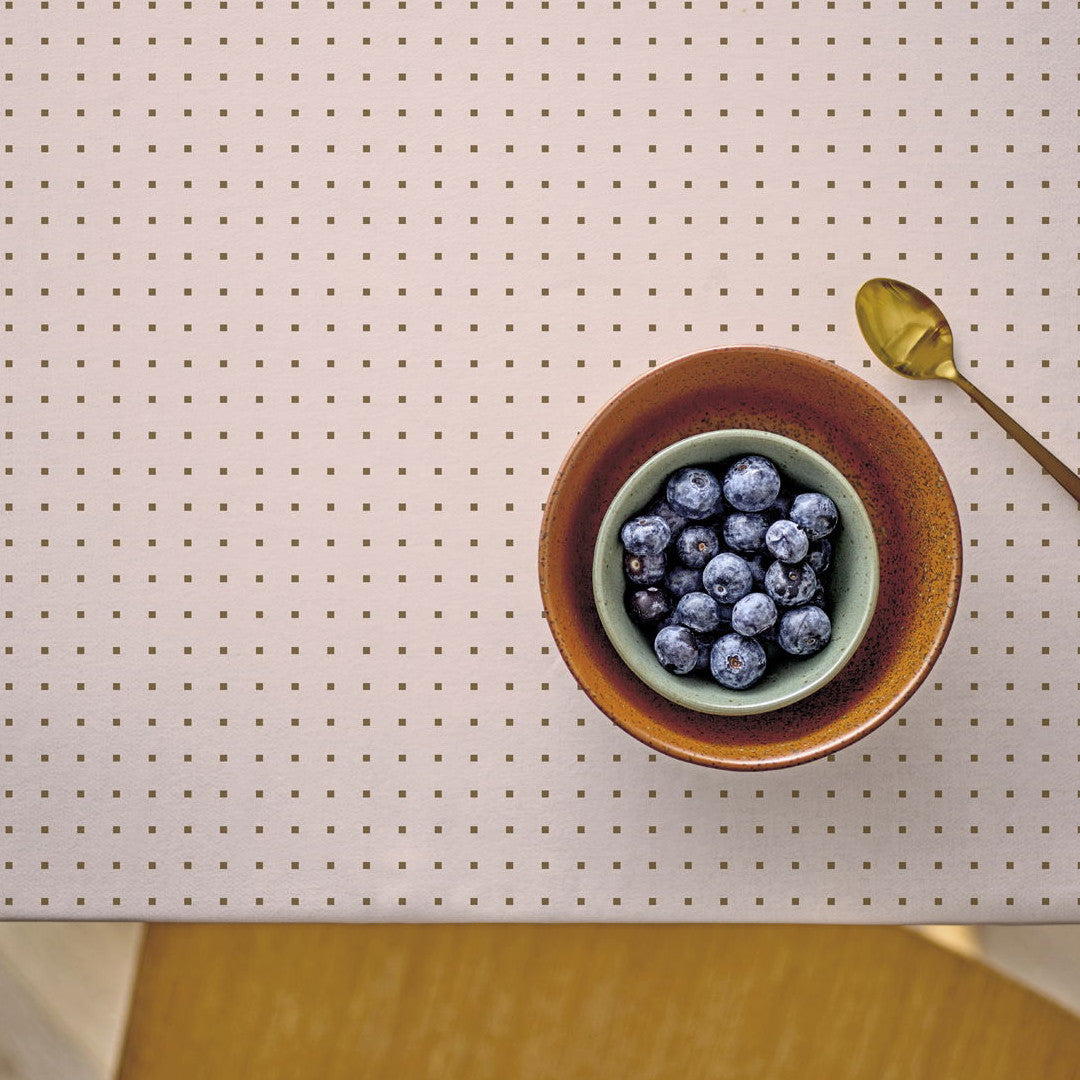 Petit Royal Rose - Södahl textilvaxduk i 100% bomull med glidskydd, närbild