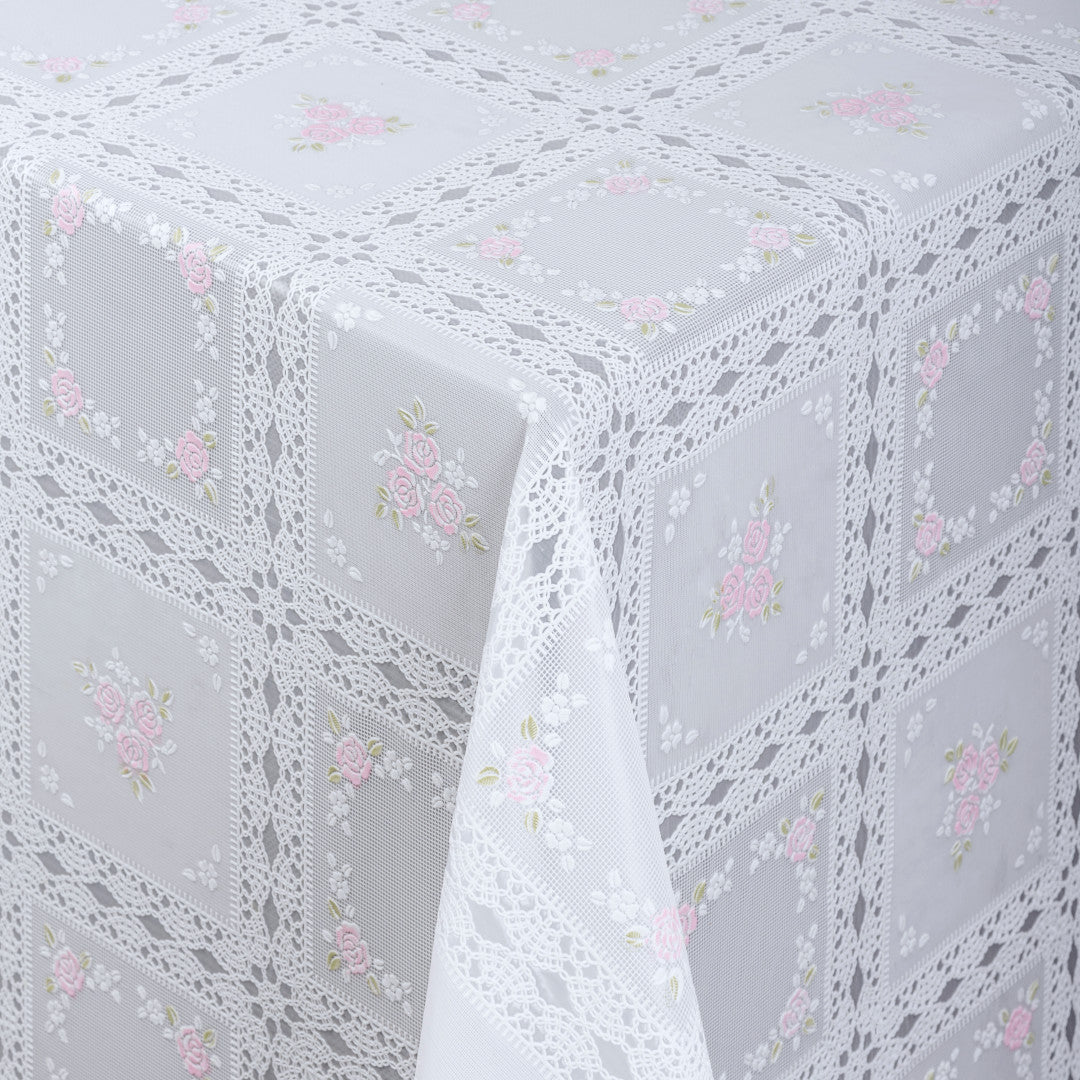 Rose Trellis – Spetsvaxduk med rosa rosrutor
