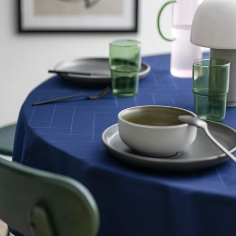 Södahl Tiles Rund Damastduk Ø 180 cm - Indigo, hörn