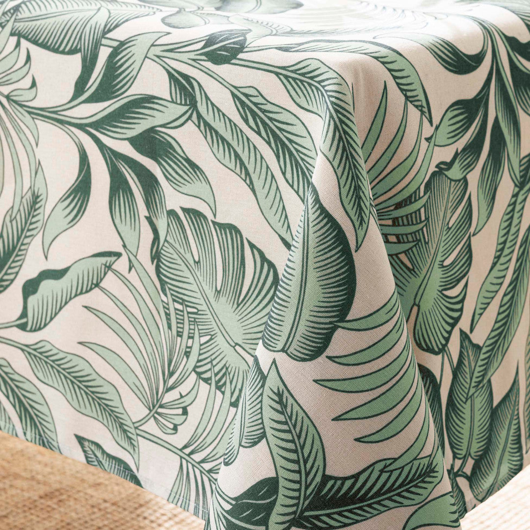 Stilys Sauge – Tygduk i linnelook med botaniskt bladmönster – 140 x 240 cm, hörn