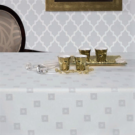 Cezanne Silver Lurex - Jacquardvävd textilvaxduk, 140 cm bred