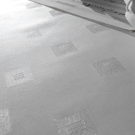 Cezanne Silver Lurex - Jacquardvävd textilvaxduk, 140 cm bred