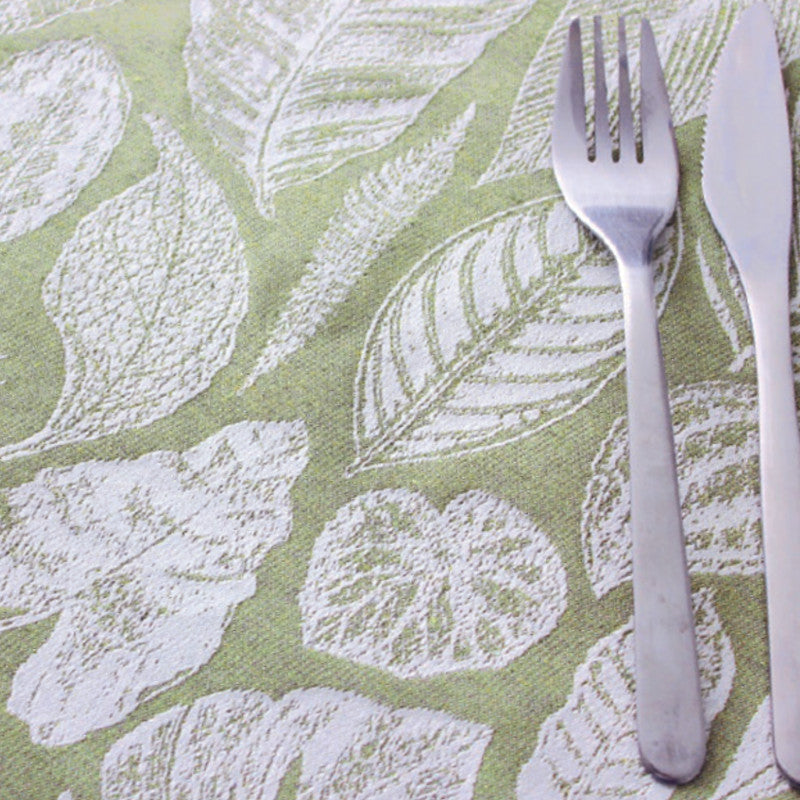 Eddy Selva grön, jacquardvävd textilvaxduk, 180 cm bred