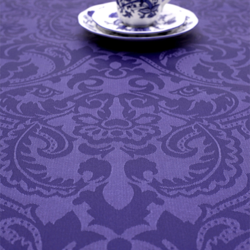 Visconti Jacquard Blue – Vävd textilvaxduk med klassiskt mönster – 160 cm bred