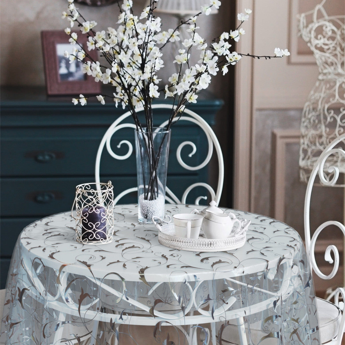 Rund duk Amber, klar plast, transparent vaxduk med rankor