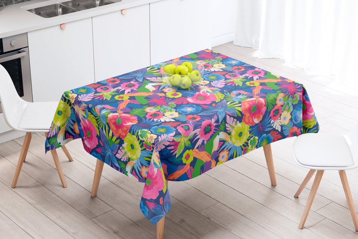 Araca Marine - Textilvaxduk med stora vackra blommor - 155 cm bred