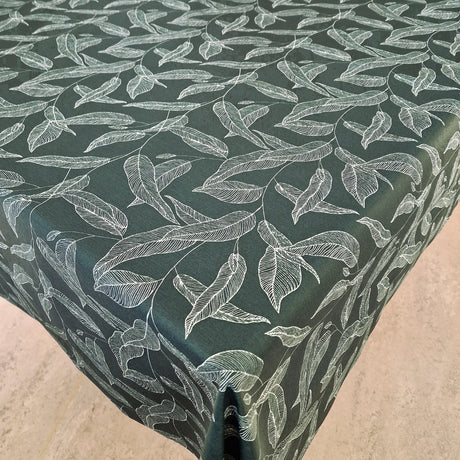 Bianca mörk flaskgrön - Textilvaxduk med vita streckblad