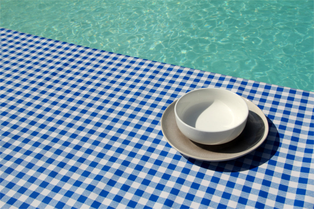 Vaxduk med klassiska rutor 1,5 x 1,5 cm - 140 cm bred - Blå