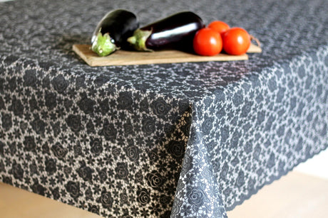 Spetsduk med små rosor, svart