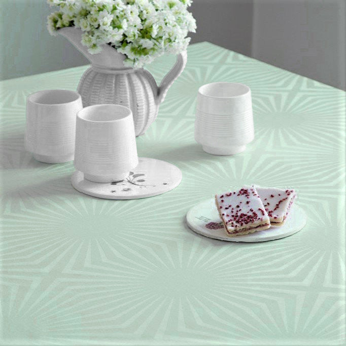 Compliments Damastduk Sun, ljus vårgrön - 140 x 270 cm