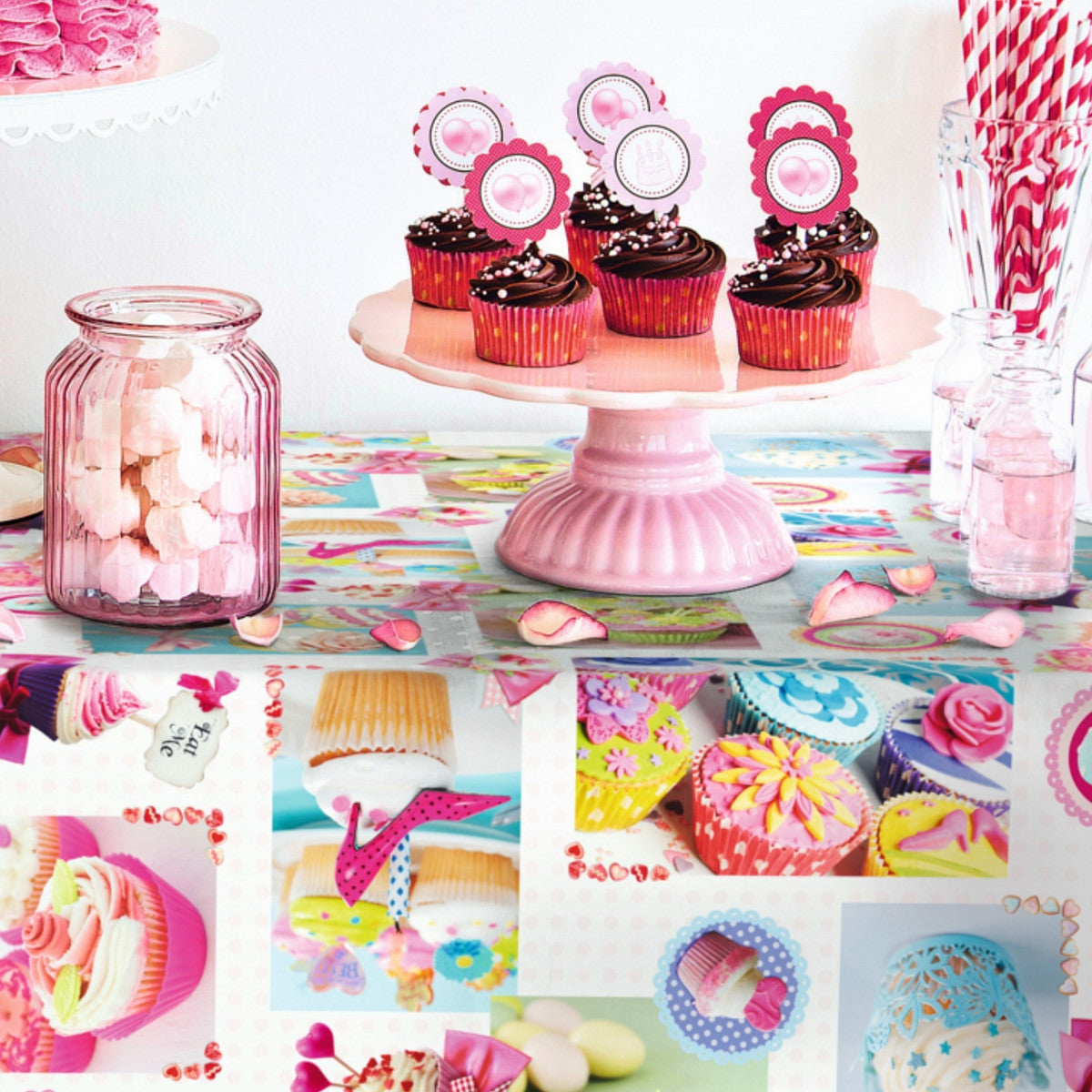 Cupcake, vaxduk med festliga, roliga och färgglada kakor