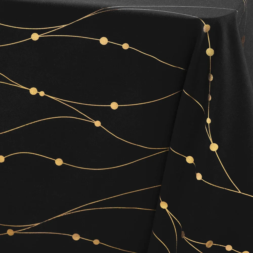 Firmament Metallic Print Svart/guld - Svart nyårs-/julduk med guldtryck, 140 x 240 cm