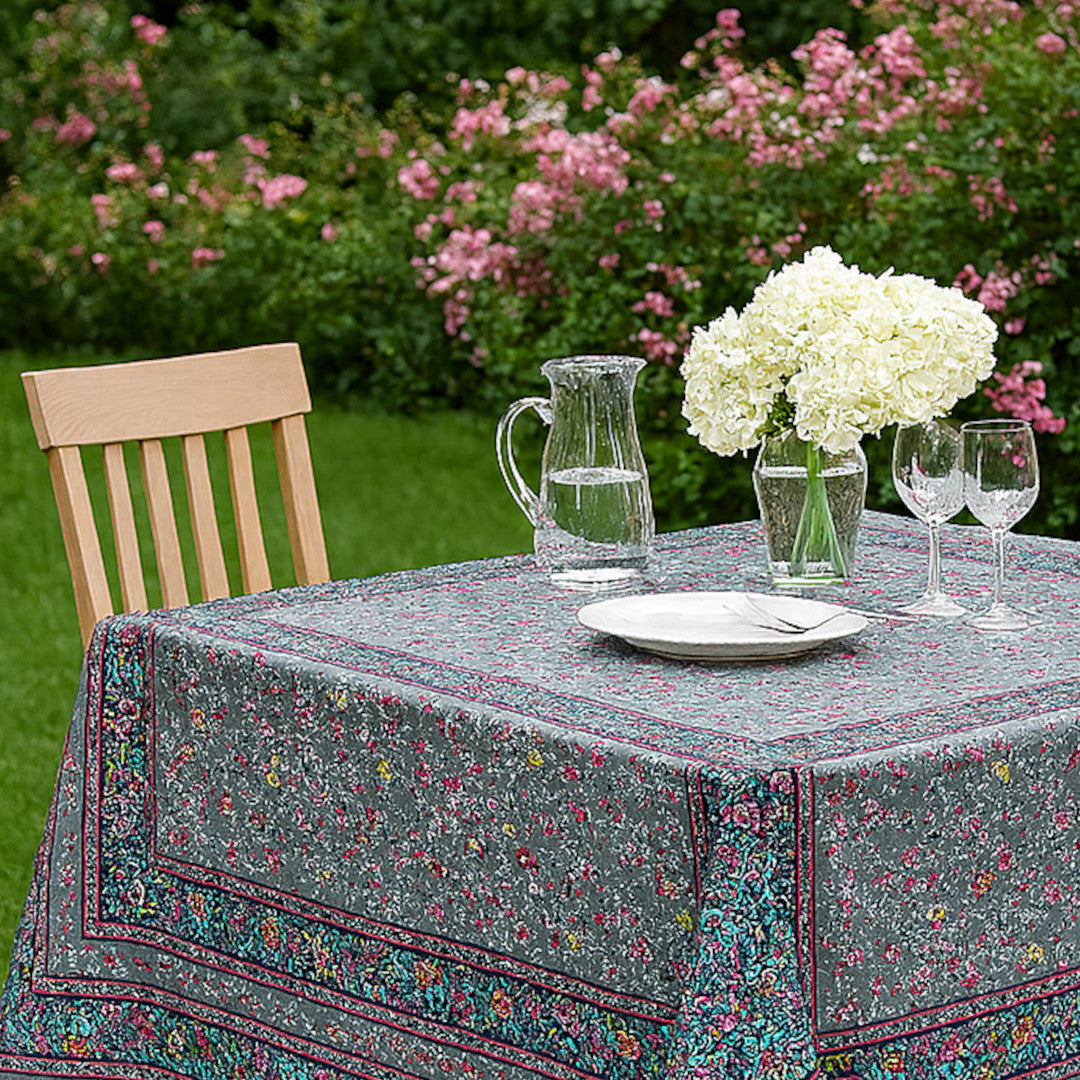 Fleurs Des Champs Antracit - Rektangulär provenceduk 160 x 300 cm