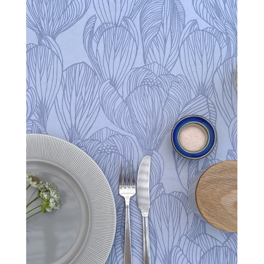 Flora Helikon Blue - Notes by Susanne Schjerning - textilvaxduk