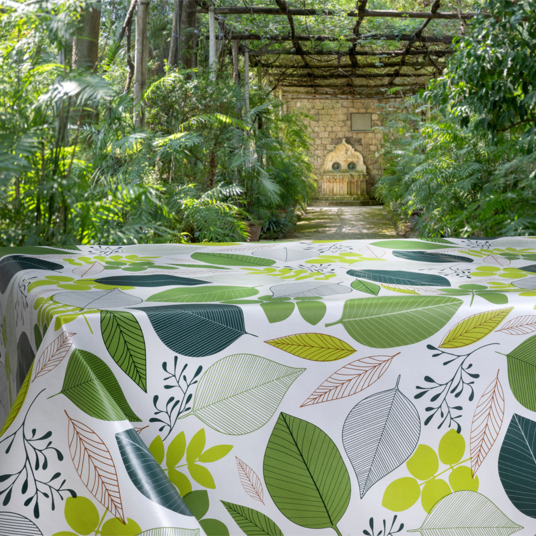 Foglie Grön - Vit vaxduk med blad i olika gröna nyanser