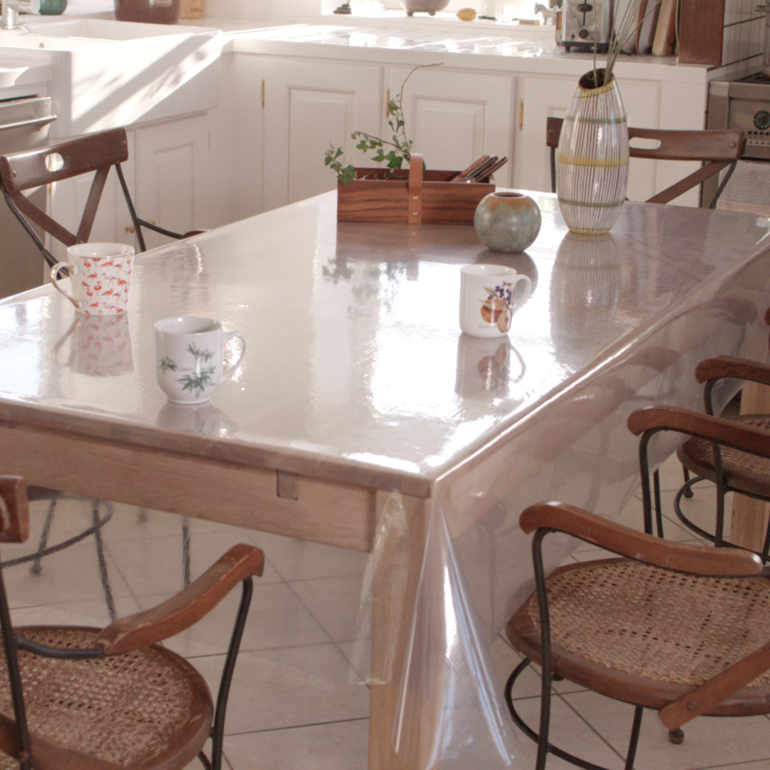 Genomskinlig duk i klar plast - 0,2 mm tjock/160 cm bred