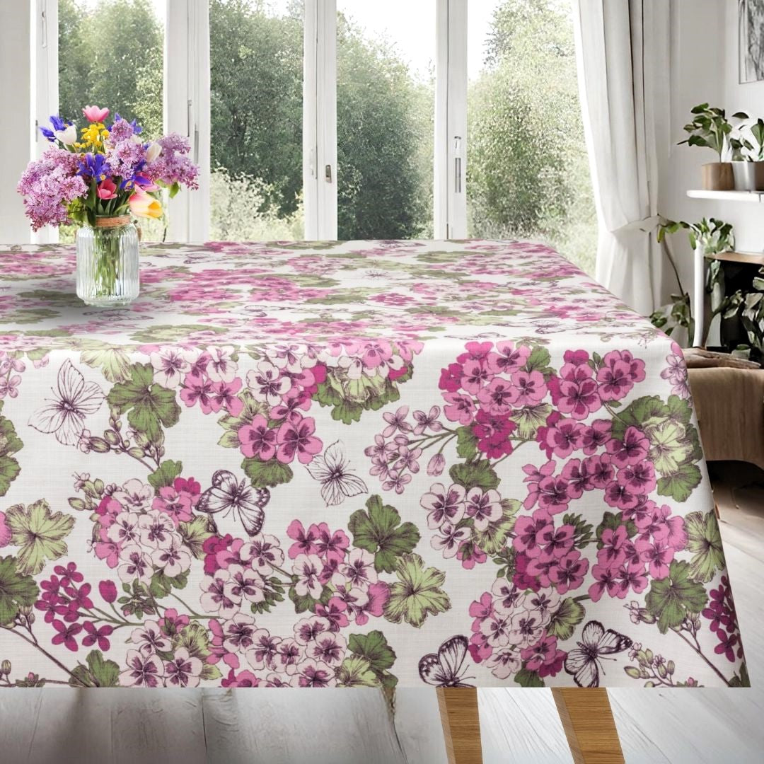 Geranium - Textilvaxduk med vackra rosa blommor 155 cm bred