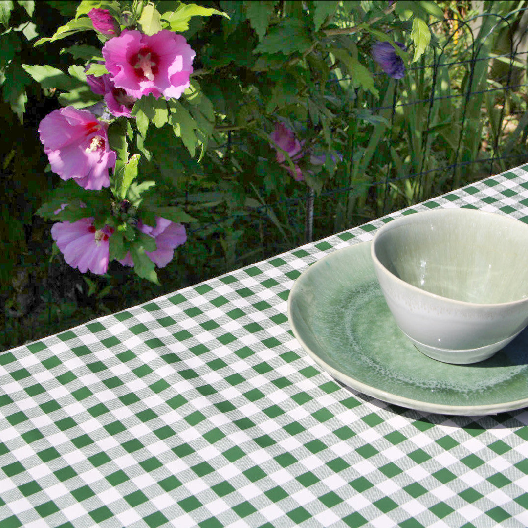 Vaxduk med klassiska rutor 1,5 x 1,5 cm - 140 cm bred - Grön