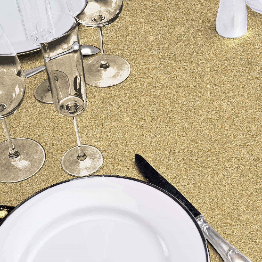 Enfärgad guldvaxduk i metallic-look med dukning