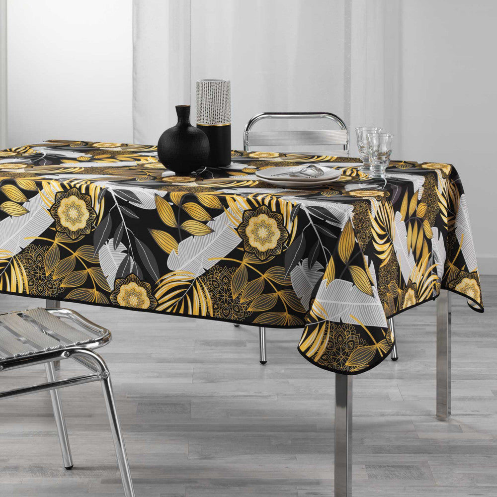 Miljöbild med Hannae, duk med fläckskydd 150 x 240 cm