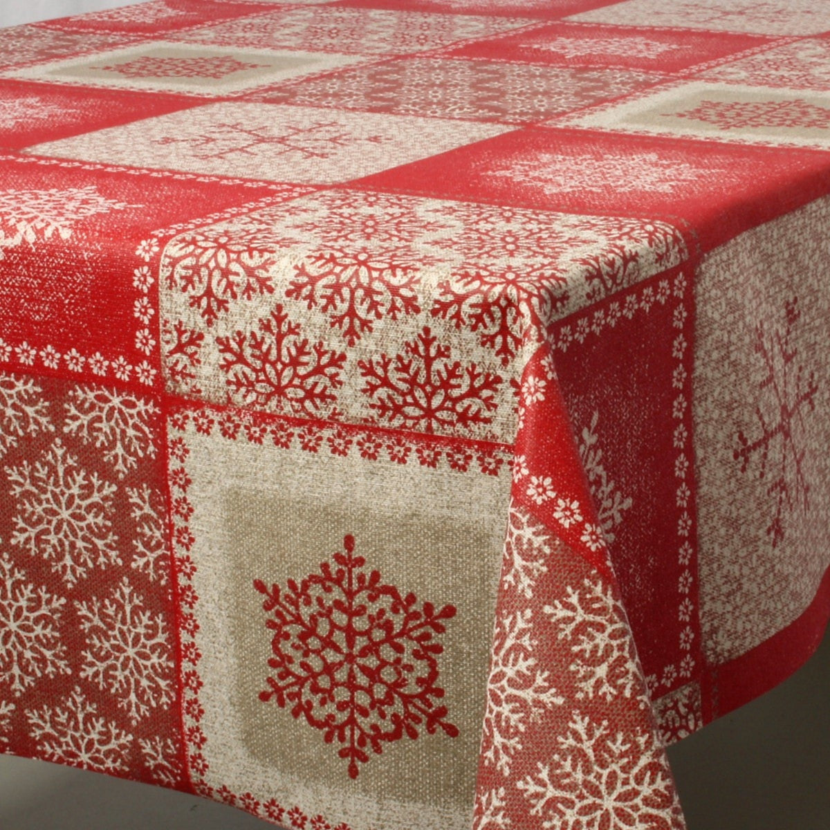 Juledug Frozen Röd, textilvaxduk 90% bomull/10% polyester