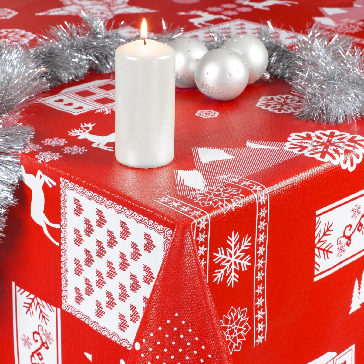 Jul i Tyrol, röd - Rund julvaxduk med resår - För bord Ø 60 - Ø 130 cm