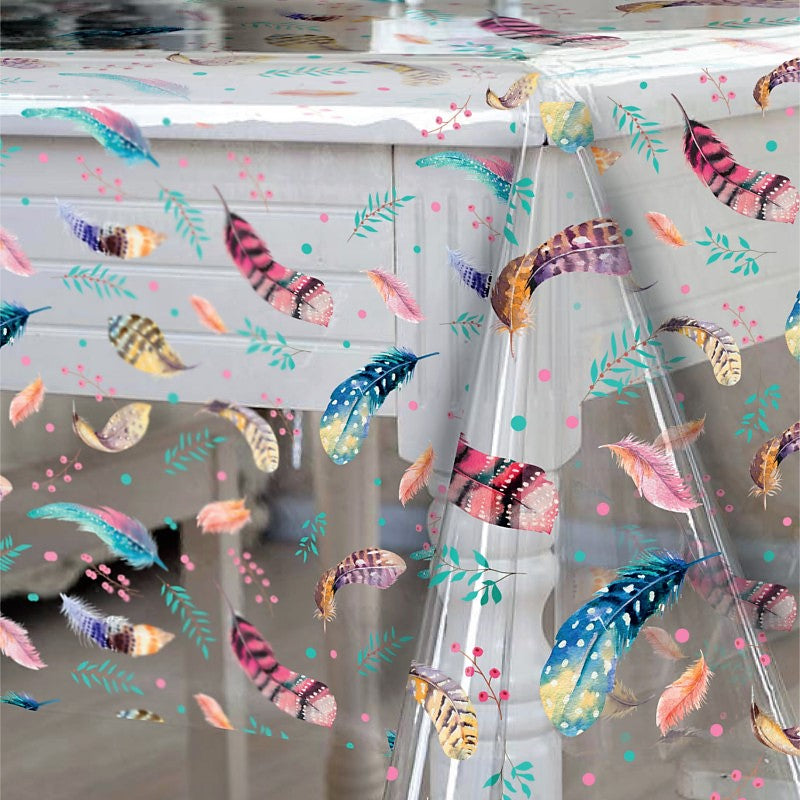 Färgglada fjädrar, bordsduk av genomskinlig plast - Transparent vaxduk med tryck