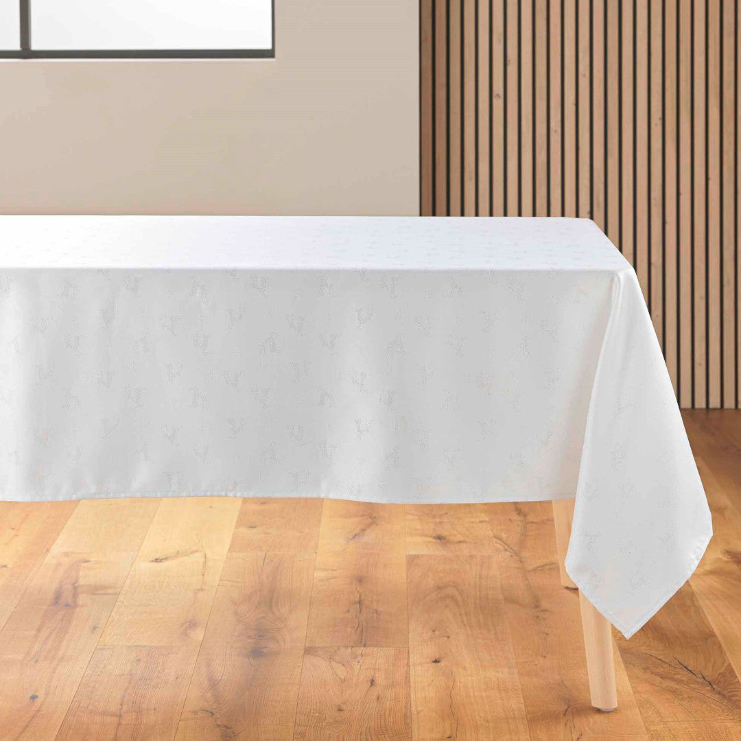 Les Rennes Metallic Vit 140 x 250 cm, julduk, på bordet