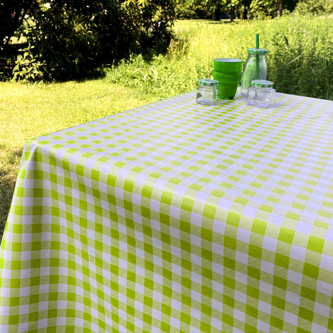 Vaxduk med klassiska rutor 1,5 x 1,5 cm - 140 cm bred - Lime