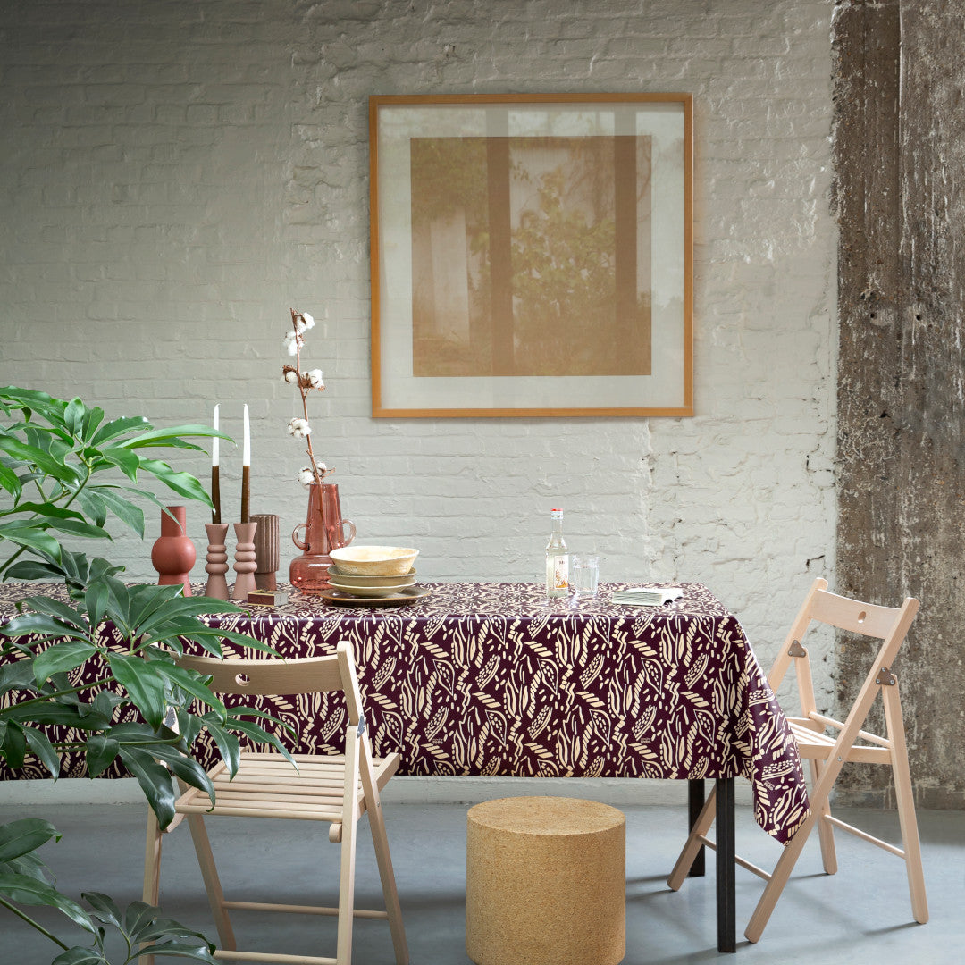 Dakarai Pinot Noir - Lola vaxduk med en exotisk känsla miljöbild