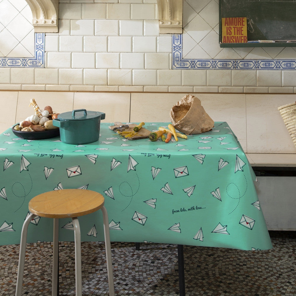 Lola vaxduk, Lovemail Pacific