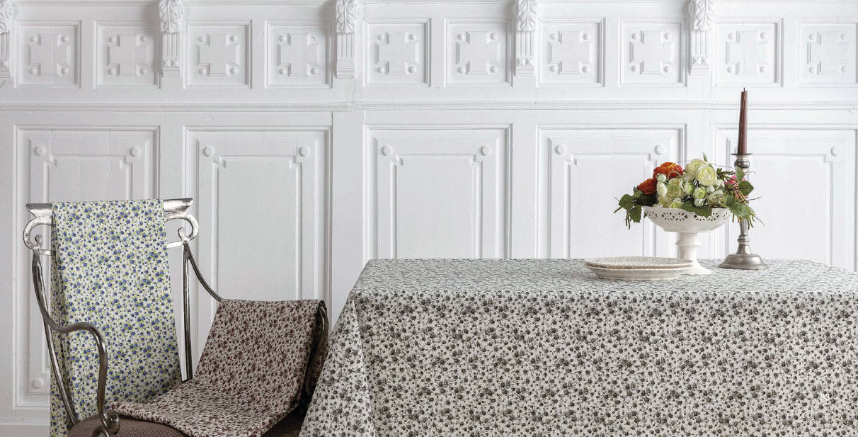 Matisse textilvaxduk röd med blommor 160 cm