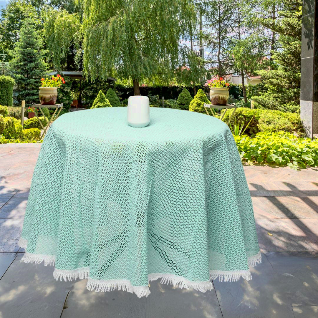 Rustik rund sommarbordsduk - Ljus turkos med fransar, Ø 160 cm