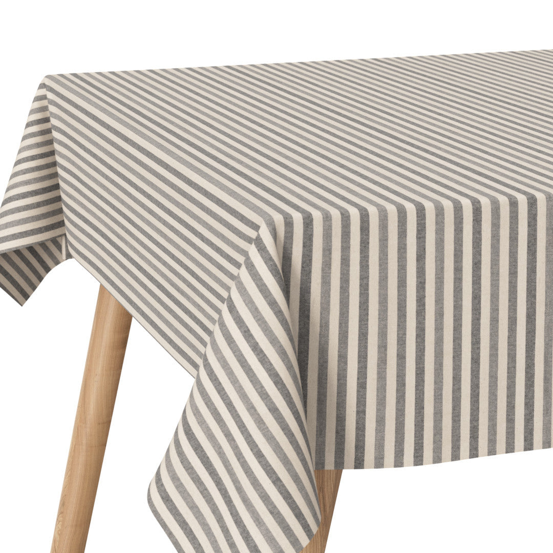 Miljöbild i Marché Stripes Grå - textilduk med ränder och glidskydd i linne-look