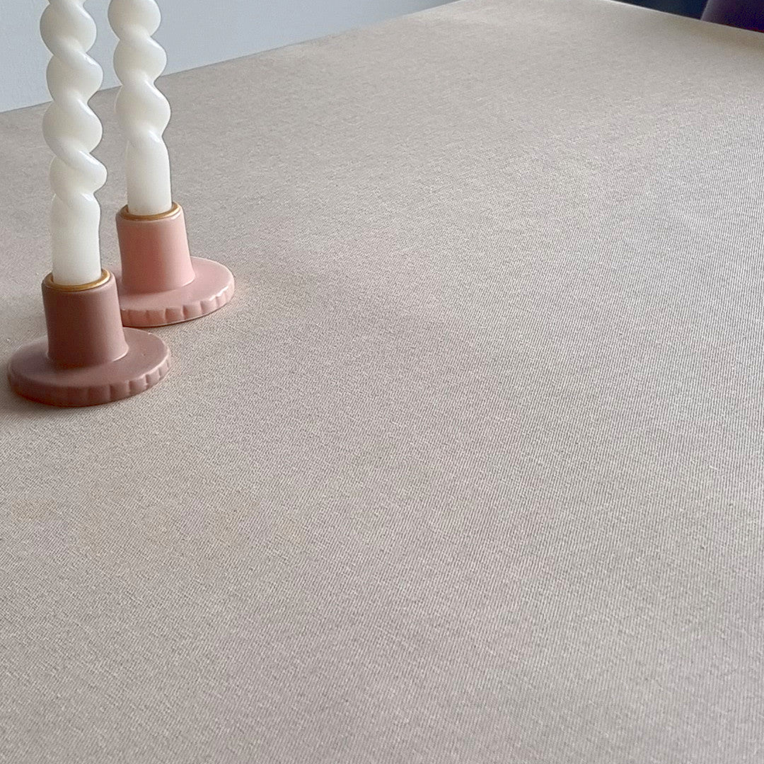 Metal Light Sand - Vacker textilvaxduk med lurex, 150 cm bred