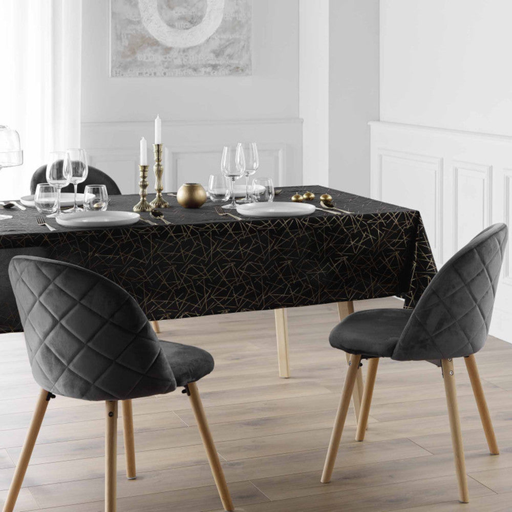 Mikado Metallic Svart - Rektangulär duk med fläckskydd, 140 x 240 cm, miljö